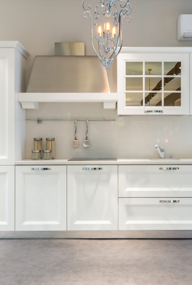 درجات الألوان المحايدة لخزاسن المطبخ، تساعد على بيع المنزل بشكل أسرع