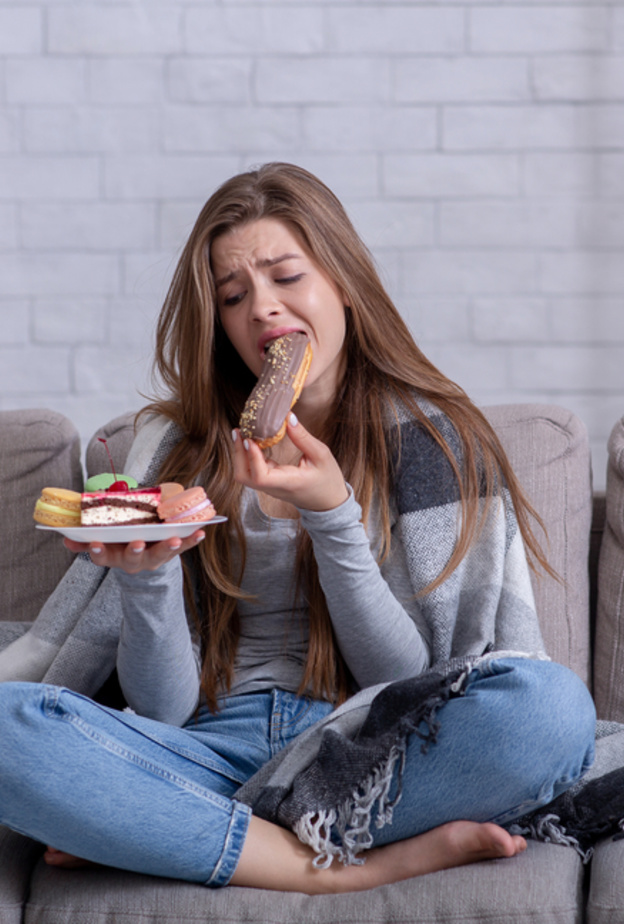 8 نصائح ذهبية لتتجني تناول الطعام بسبب التوتر