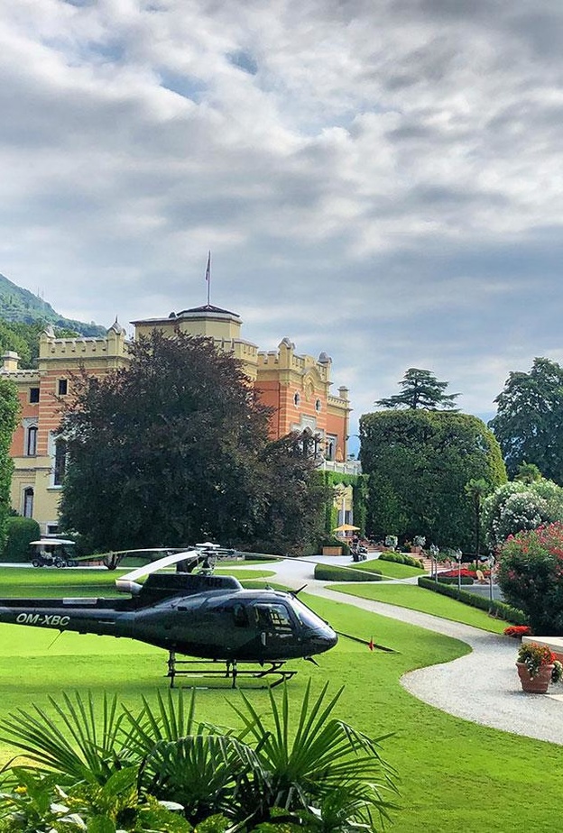 رحلة بطائرة مروحية فوق منطقة بحيرة كومو