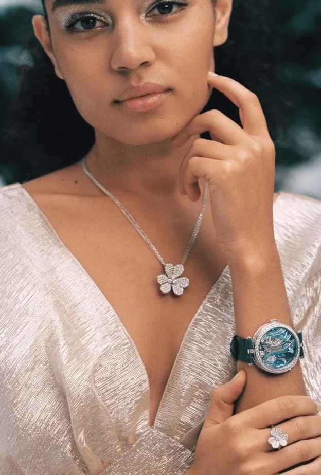ساعة Van Cleef & Arpels