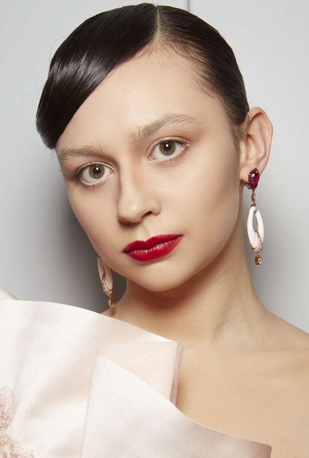 نصائح تثبيت احمر الشفاه بالطرق الطبيعية