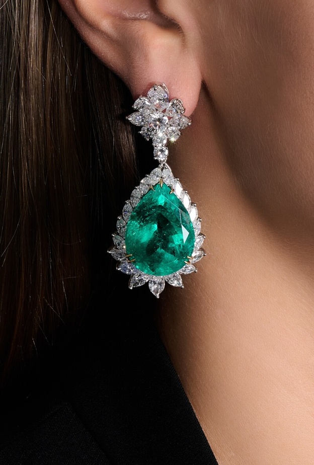 مزاد سوذبيز Magnificent Jewels and Noble Jewels يقدم أروع المجوهرات الفخمة