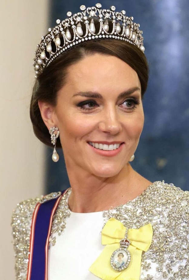 اطلالات كيت ميدلتون بمكياج برونزي- الصورة من صفحة theroyalfaamily على انستغرام