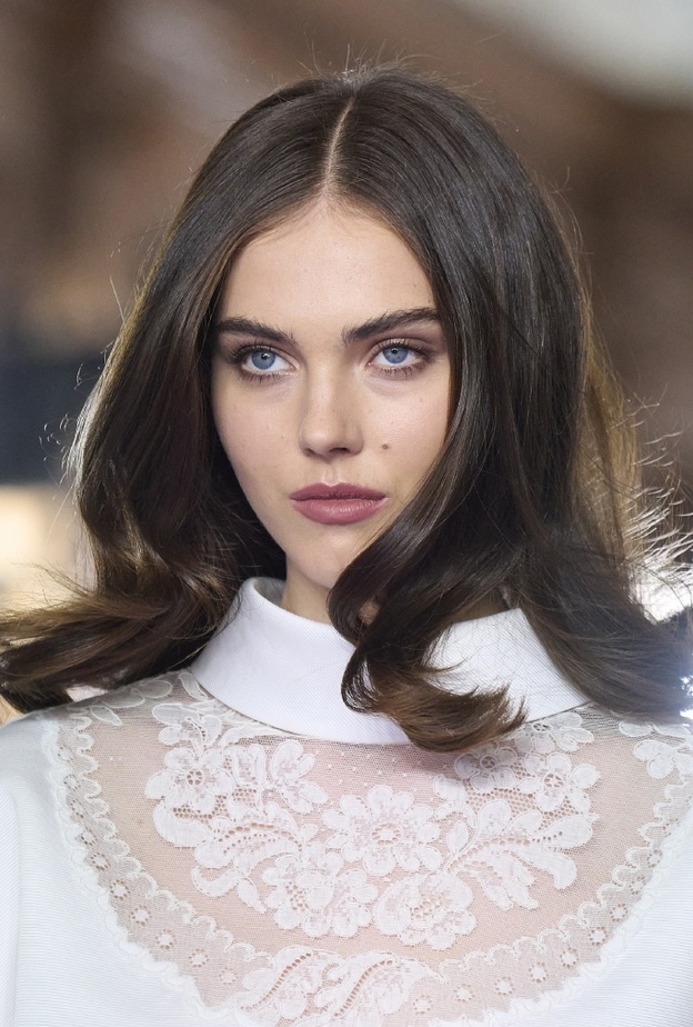 خياراتنا لمجموعات العناية بالشعر التي تحتاجينها في هذا الموسم