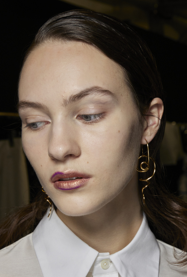  طرق تجميلية لتنحيف الوجه قبل حضور مباريات كأس العالم