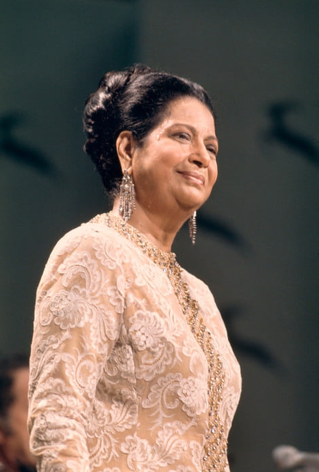  أشهر مجوهرات أم كلثوم "سيدة الغناء العربي"