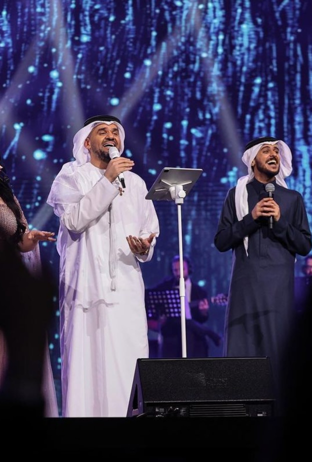  حسين الجسمي وأصيل هميم وعايض يوسف