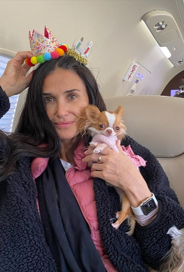 ديمي مور تحتفل بعيد ميلادها الـ60