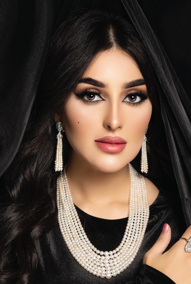 مجوهرات اللؤلؤ من دار مجوهرات الفردان