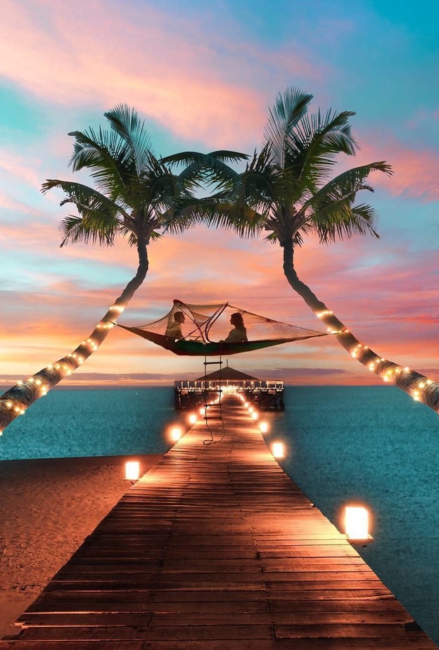 دليلك الشامل لقضاء شهر العسل في جزيرة تيومان