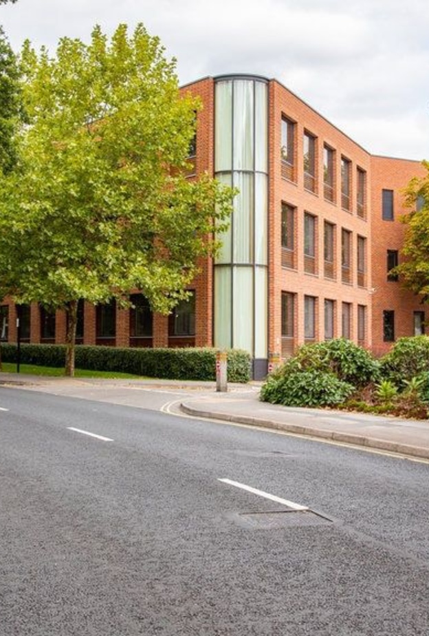  عهود العيدان ل "هي": نحن نعيش في العصر الذهبي للمرأة في المملكة العربية السعودية