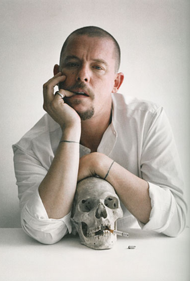المصمّم المبدع الراحل Alexander McQueen