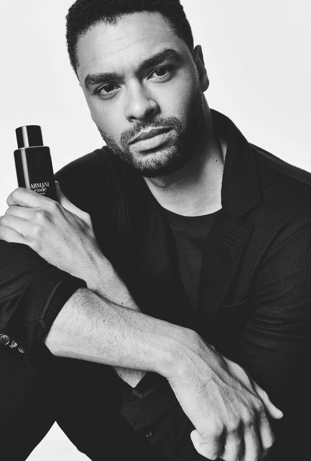 دار Giorgio Armani تعيد صياغة معايير استهلاك السلع الفاخرة