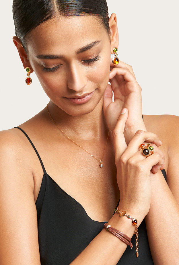 أقراط بوتون Bouton earrings من تمارا كومولي Tamara Comolli