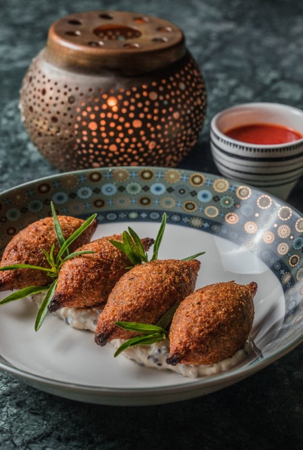 مطعم نينيف يقدم لضيوفه تجربة مثالية تحت نجوم المدينة المتلألئة