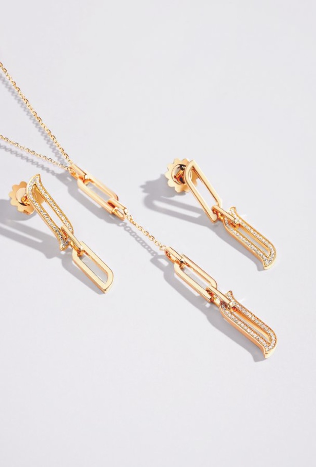 داماس للمجوهرات تضفي لمسةً من الحداثة على مجموعة "ألِف" الشهيرة مع تشكيلة "يونيتي" الراقية