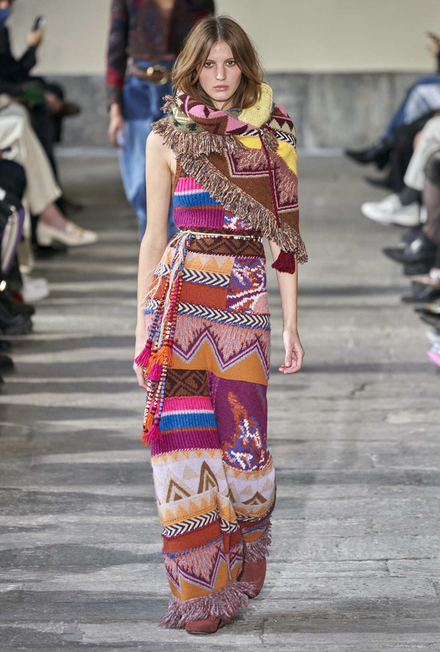 فساتين الصوف في خريف وشتاء 2022-2023