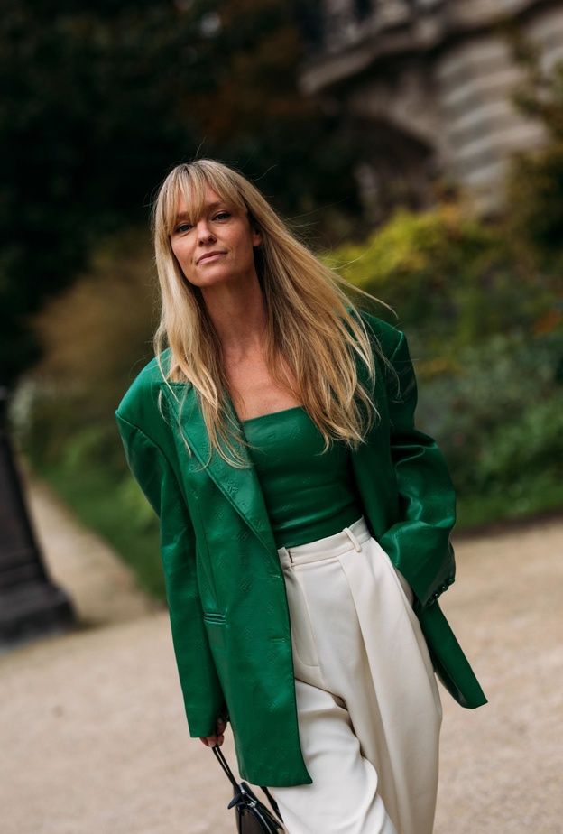 تنسيقات أزياء باللون الأخضر لدعم المنتخب السعودي في كأس العالم