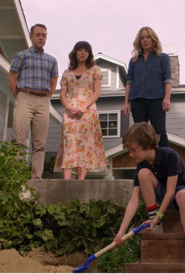 مسلسل "Dead to Me"