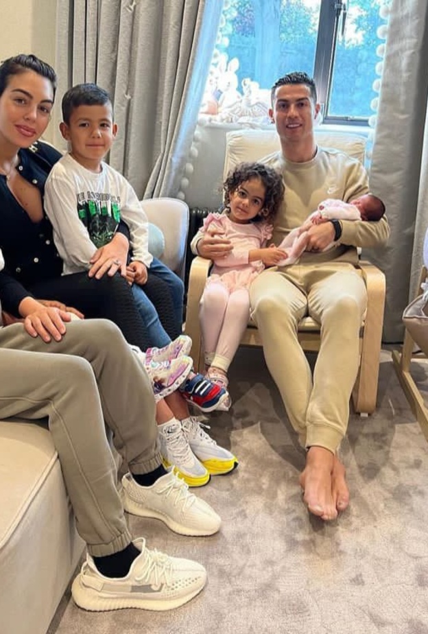 رونالدو وجورجينا