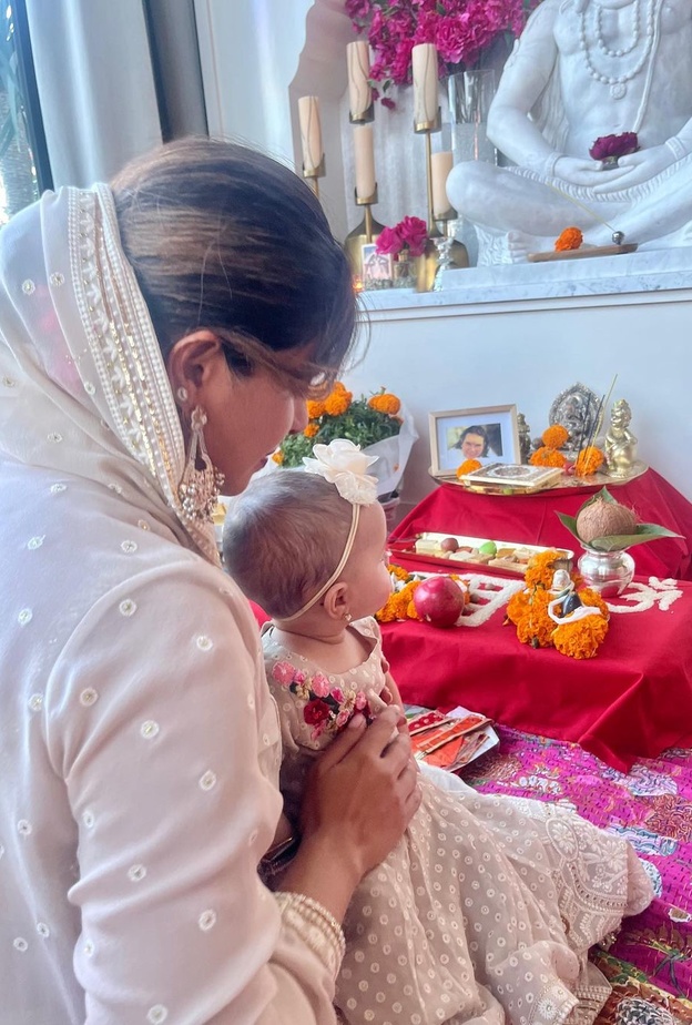 بريانكا تشوبرا تصطحب ابنتها مالتي ماري إلى الهند للمرة الأولى