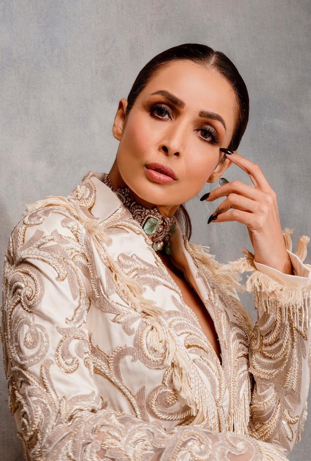 ماليكا أرورا تلمح لخطبتها على أرجون كابور