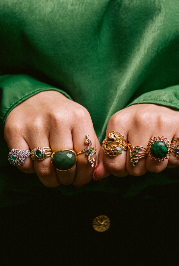 الصورة من موقع las vegas antique jewelry