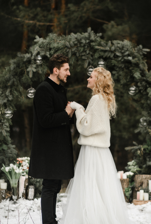 أفكار رائعة لإقامة حفلات الزفاف في موسم الشتاء