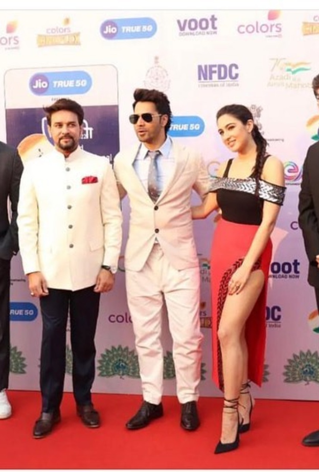 نجوم ومشاهير بوليوود في افتتاح مهرجان الهند السينمائي الدولي لعام 2022