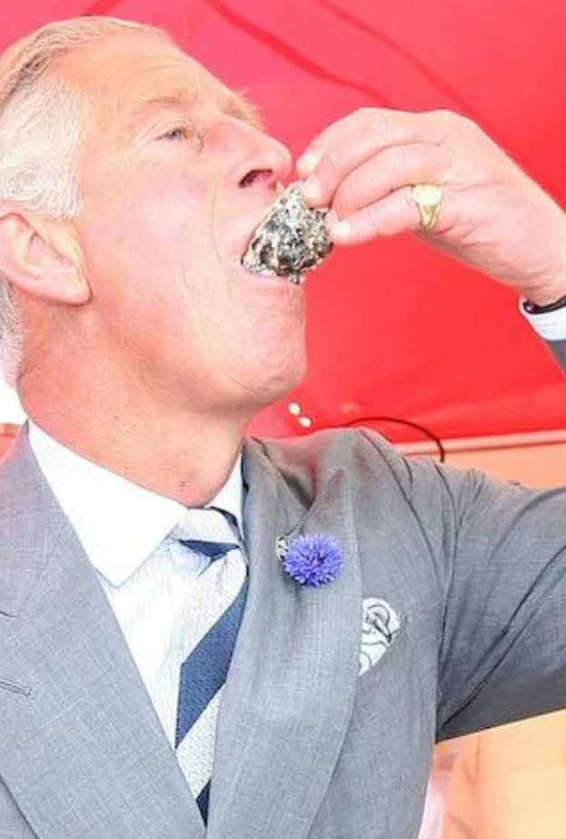 تعرفي على الأطعمة المفضلة للملك تشارلز (والأطعمة التي لا يتناولها أبدا)