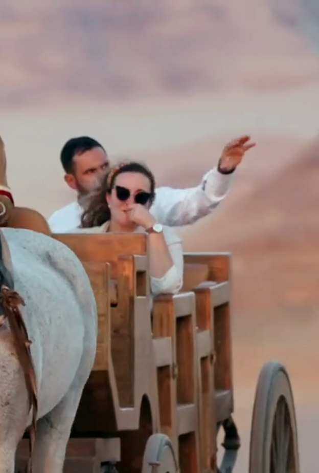 عربات الخيل التراثية في الحِجر.. استكشفوا سحر التاريخ بالعلا