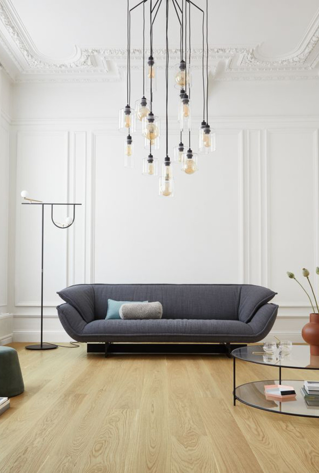 أثاث عصري مع ديكورات حوائط جبسية  كلاسيك