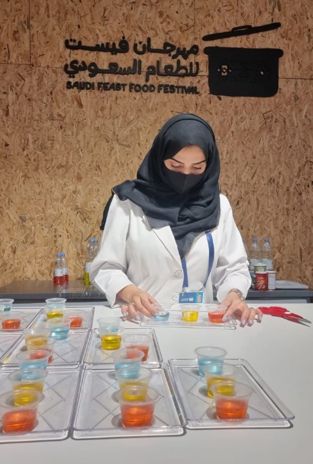 من مشاركة مشاعل الحميدان في مهرجان فيست للطعام السعودي