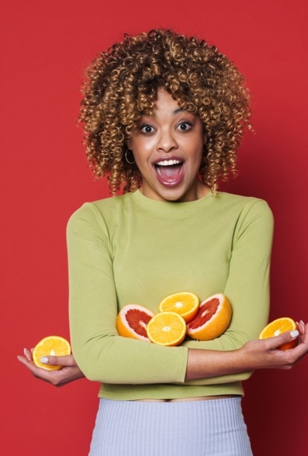 الحمضيات فاكهة غنية بالفوائد الصحية