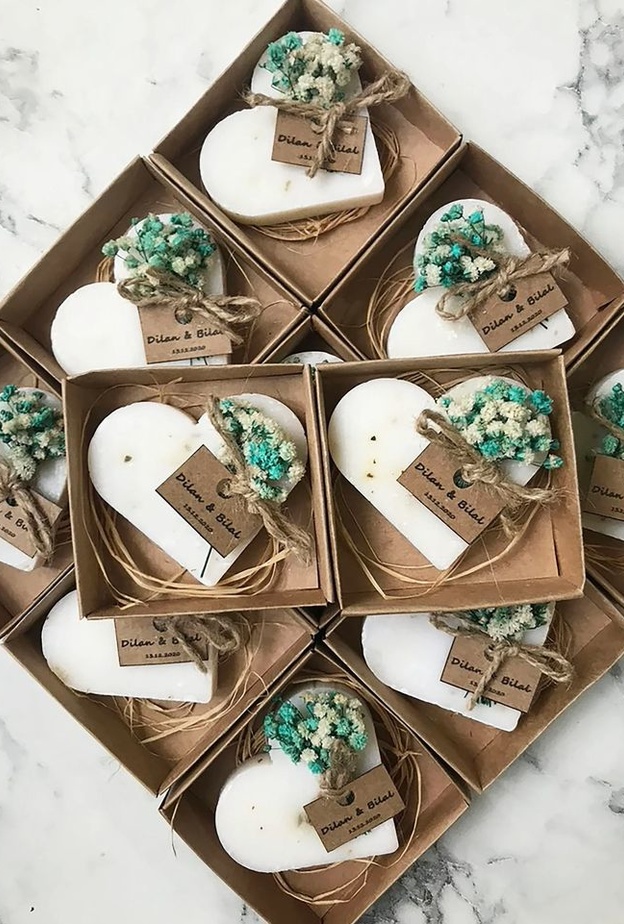 افكار تذكارات للزفاف لتوزيعها على الضيوف