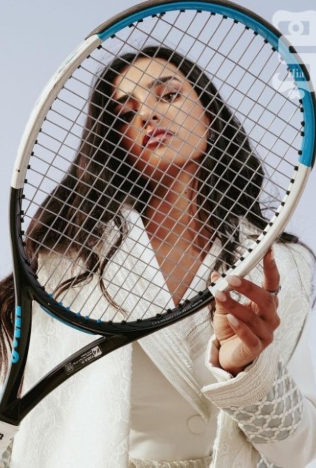 يارا الحقباني ولارا بخاري.. تتألقان في المباراة الاستعراضية بين أبطال المملكة والنجوم العالميين في الدرعية