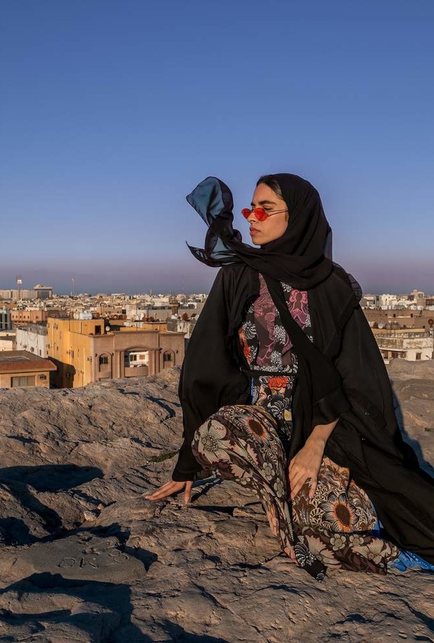 الفنانة والمعمارية السعودية ساره المداح