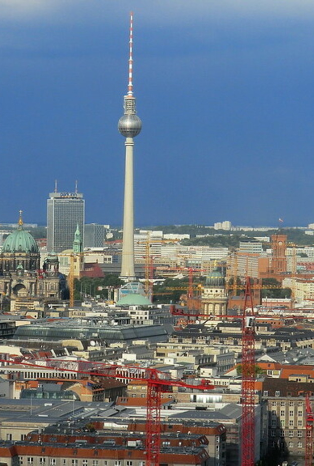 برج التلفزيون من أهم معالم السياحة في برلين بواسطة Reinhard Link