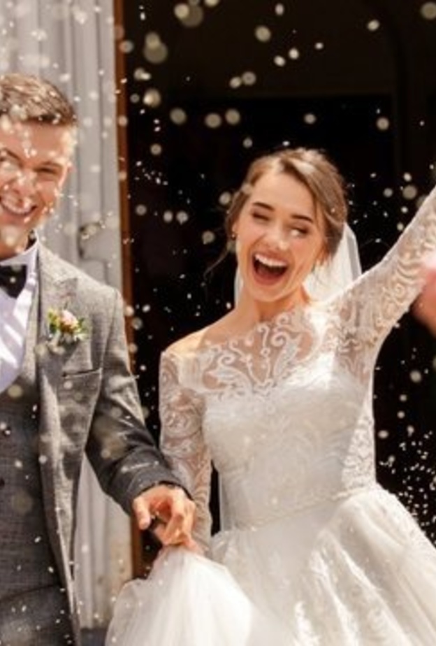 تجاهل متابعة تقارير الطقس والأحوال الجوية في الأيام التي تسبق الزفاف.jpg