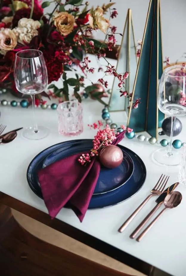 أفكار جديدة لديكور طاولات حفلات الزفاف في ليلة رأس السنة