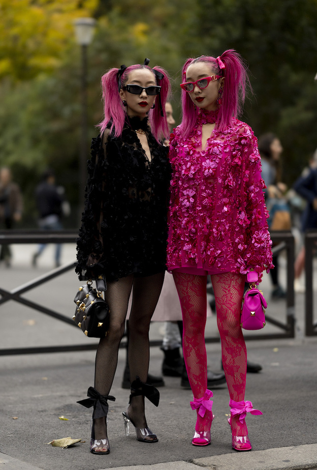 التطرف في الموضة خطوة جريئة للفت الأنظار 