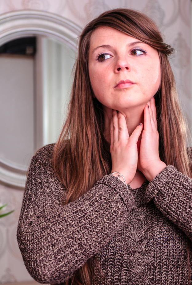  هل يؤثر فيروس كورونا على الصوت.. دراسة تجيب