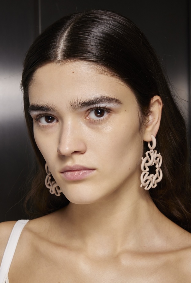  مكونات طبيعية للعناية بالبشرة قبل حضور حفلات رأس السنة 2023