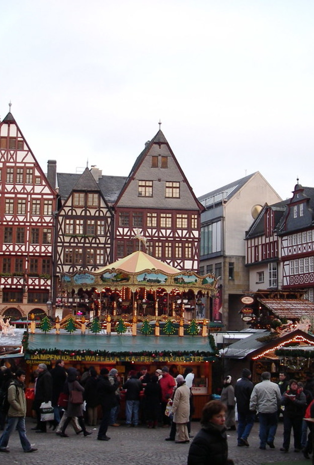 فرانكفورت من أجمل وجهات السياحة في رأس السنة بواسطة Jean & Nathalie