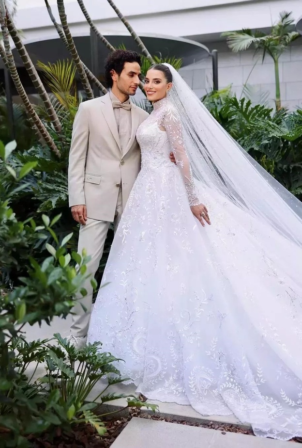 أبرز فساتين زفاف النجمات التي برزت لهذا العام