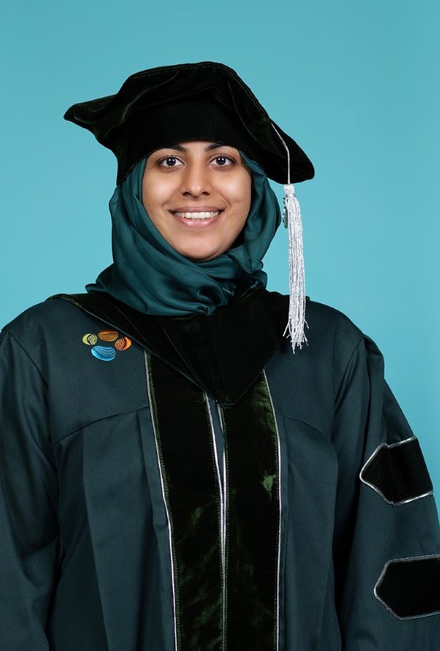 من هي "إيمان الحجي" مؤسسة منظمة الشباب السعودي للاستدامة؟