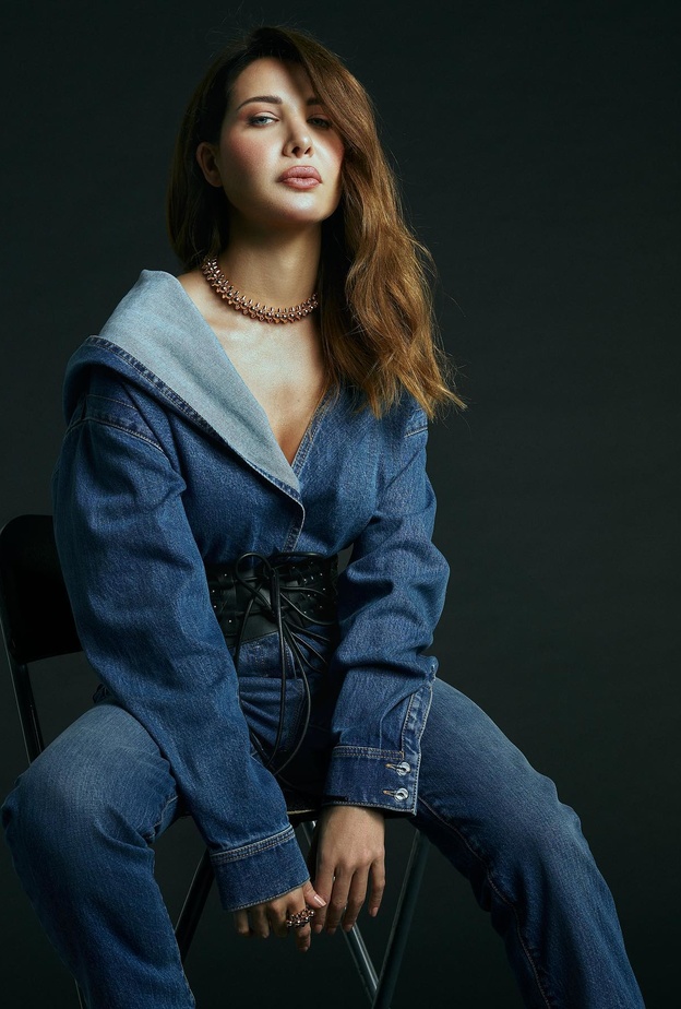 نانسي عجرم بمجوهرات كارتييه