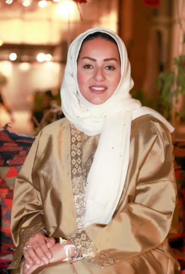 "نوف السديري" تحصد جائزة المركز الأول بجائزة "الإنسان أولا" للعمل الإنساني