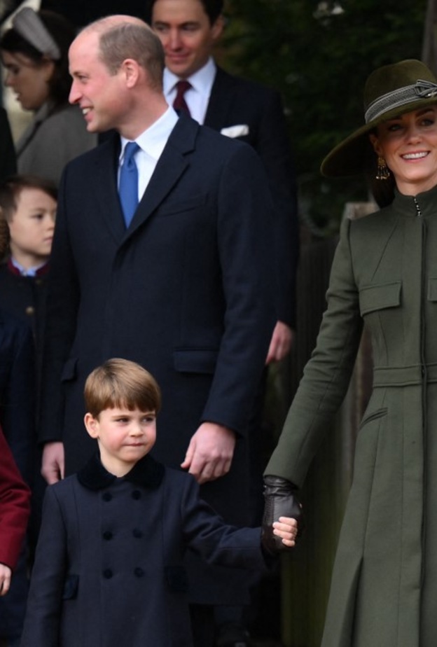 بدون الملكة إليزابيث.. العائلة المالكة البريطانية تحتفل بنهاية العام