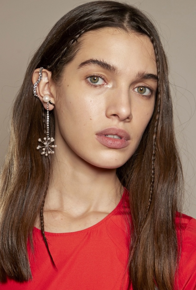 تسريحة الضفائر للشعر الطويل